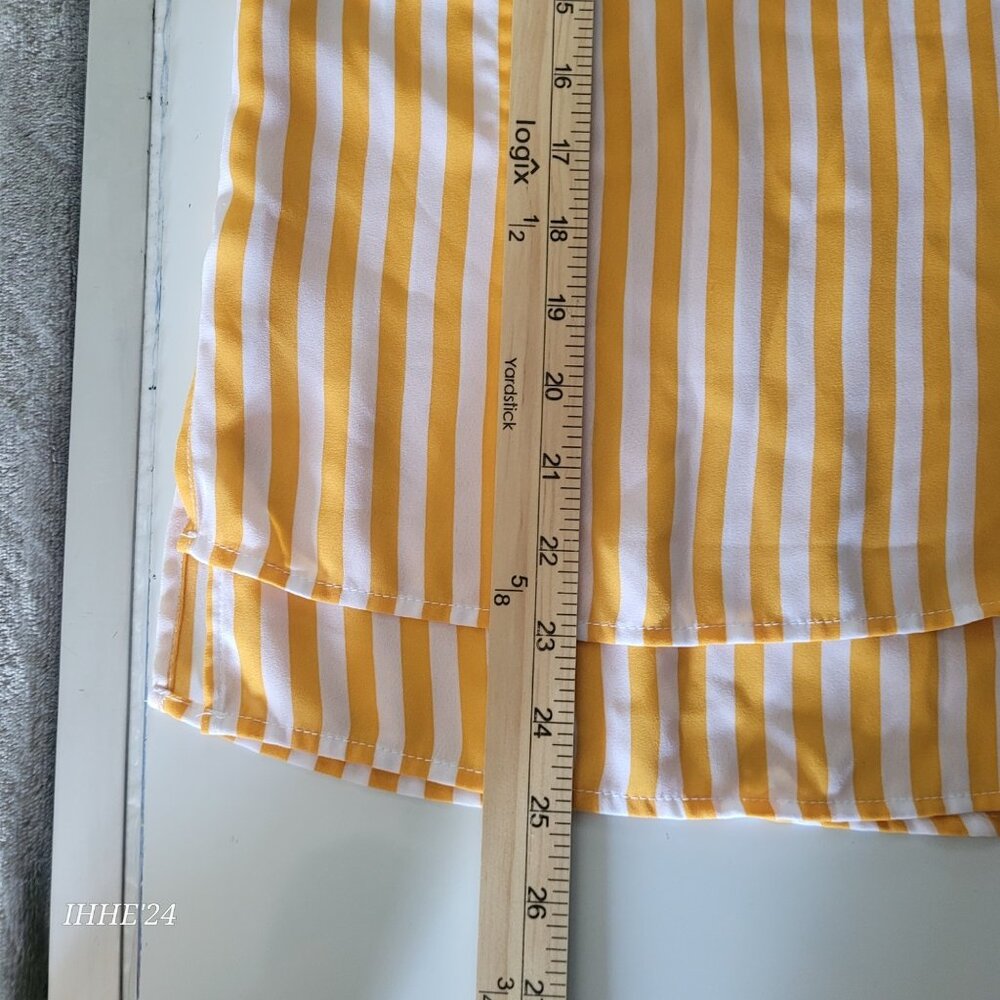 Forever 21 Yellow & White Striped Sleeveless Top - Medium - Picture 4 of 8